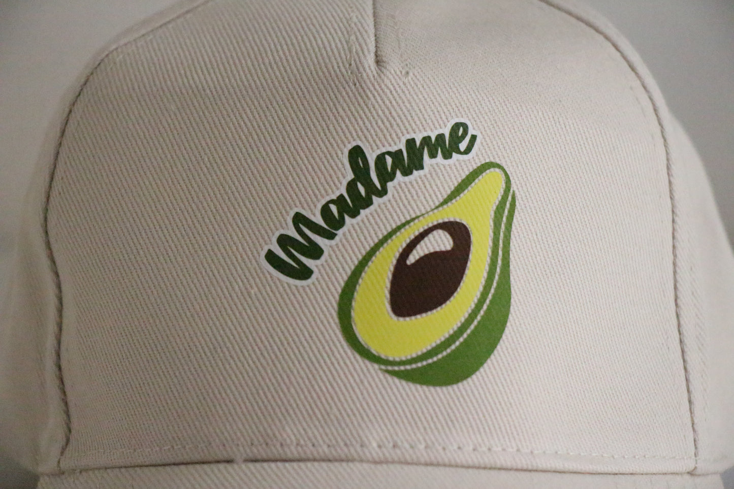 Casquette en coton Madame Avocat - couleur sable